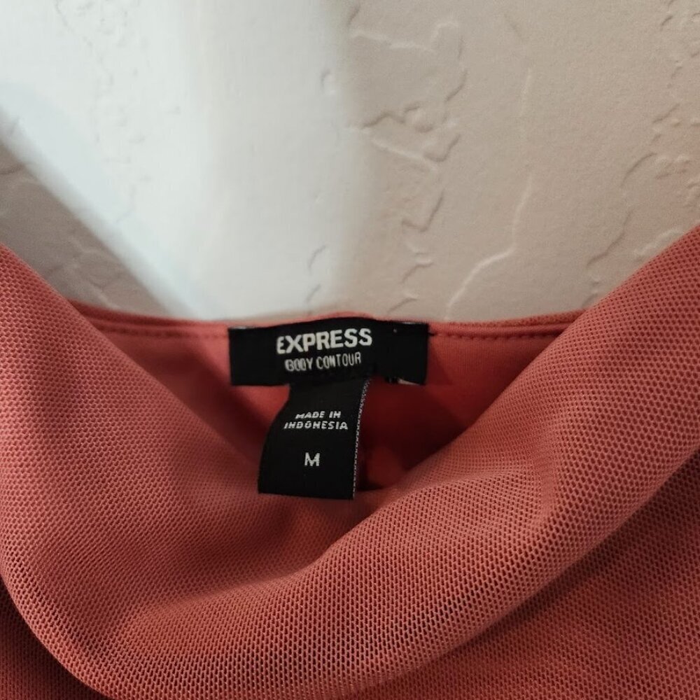 Express Woman's Rousing Tank Size Medium - Picture 3 of 5